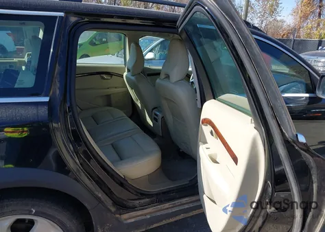 2011 Volvo Xc70 T6 from USA, damaged, VIN YV4902BZ3B1109058